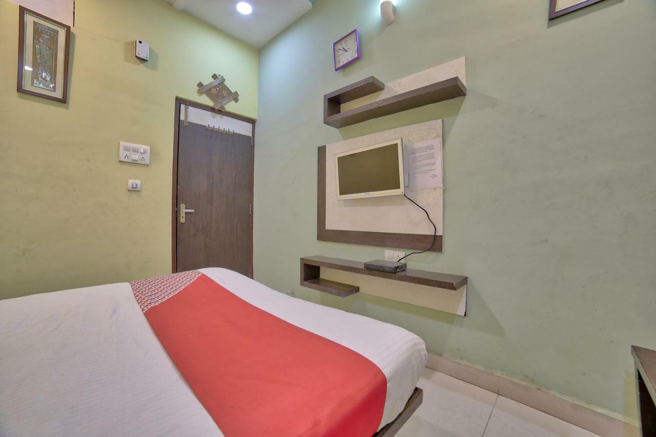 Oyo 35538 Hotel Risha Chandrapur Exterior foto