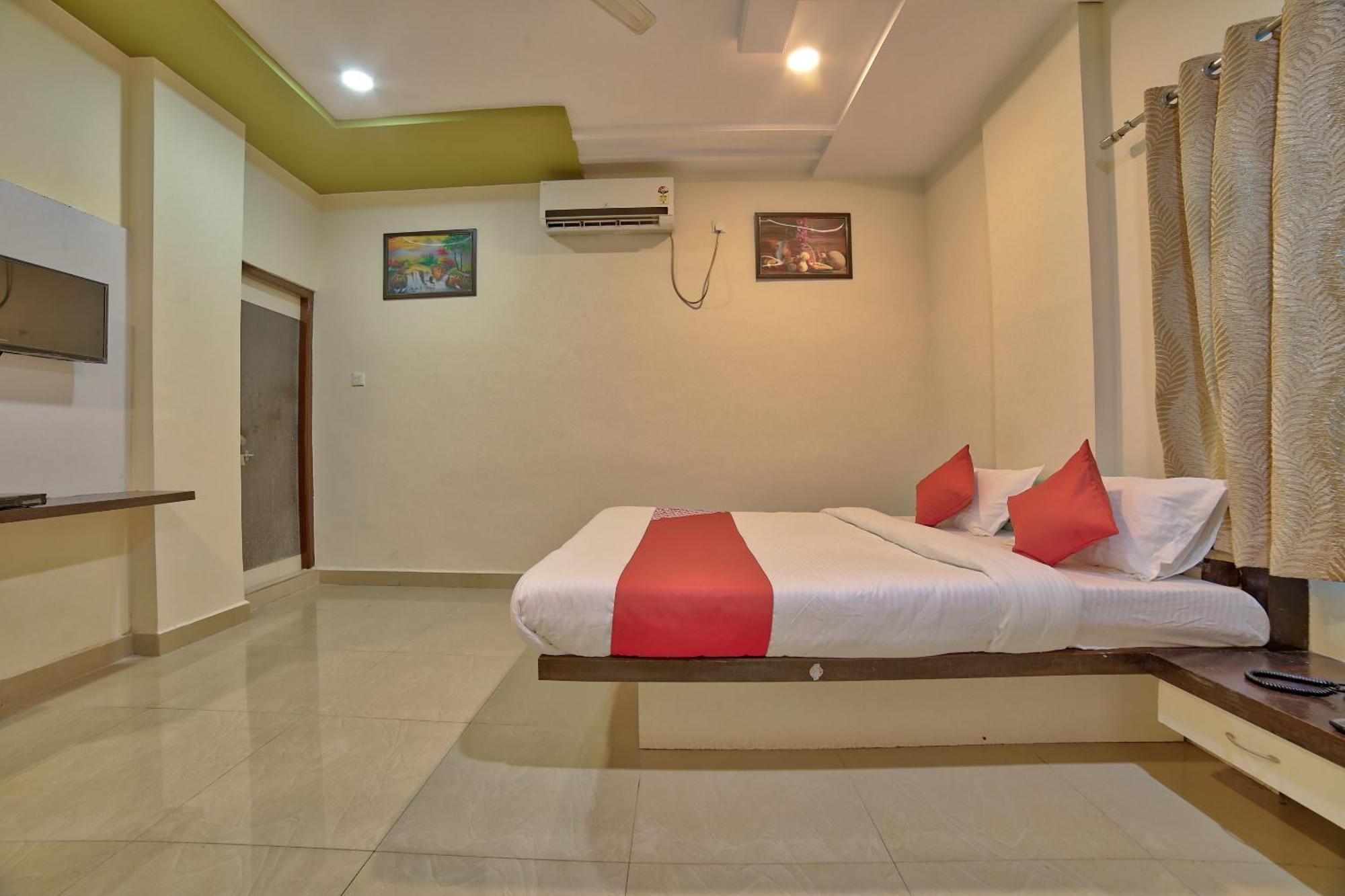 Oyo 35538 Hotel Risha Chandrapur Exterior foto